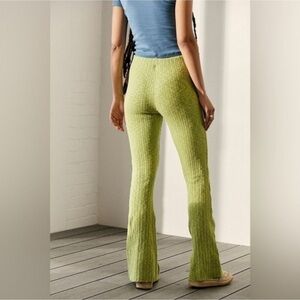 Urban Outfitters Rosie Ribbed High-Waist Flare Pant size Med